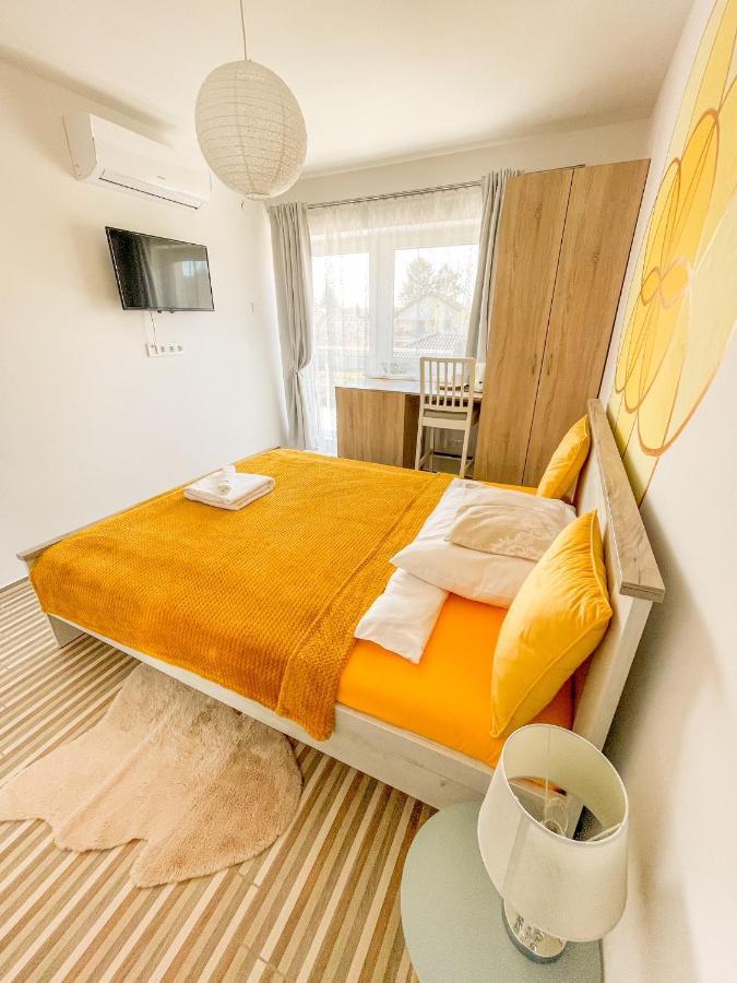 Bed and Breakfast Zen House à Hajdúszoboszló Extérieur photo